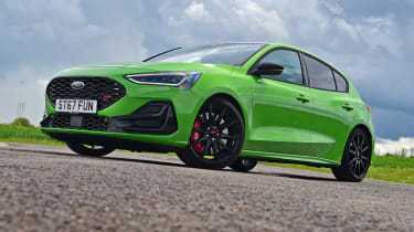 Ford Focus St Track Pack Vs Hyundai I N Twin Test Review